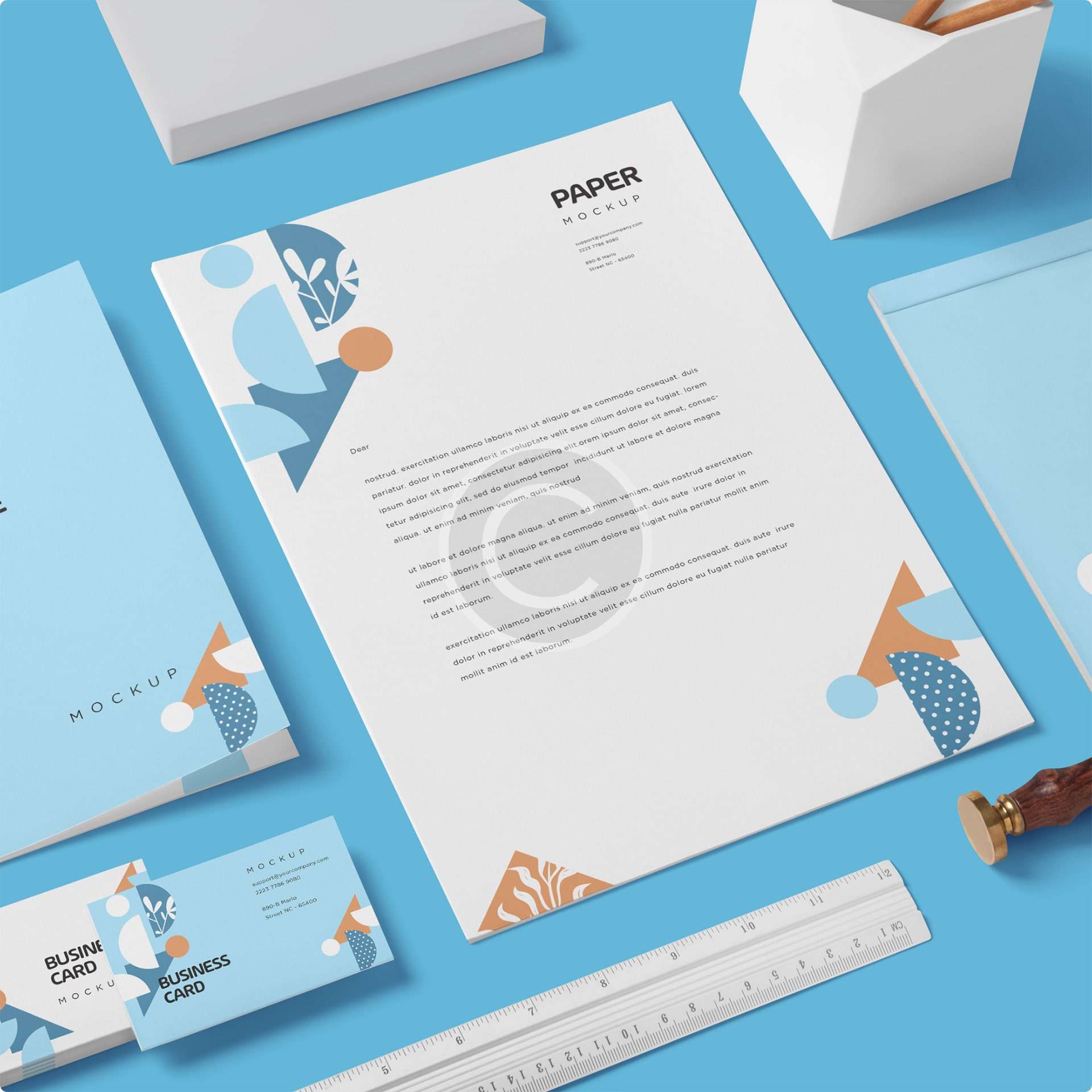 Flyers y tarjetas de visita